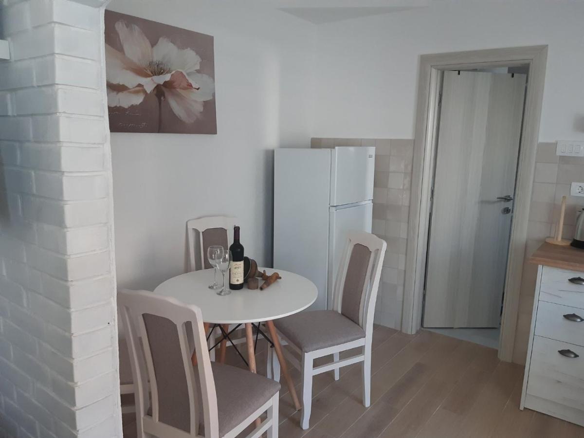Apartamento Old Marine House Tivat Exterior foto