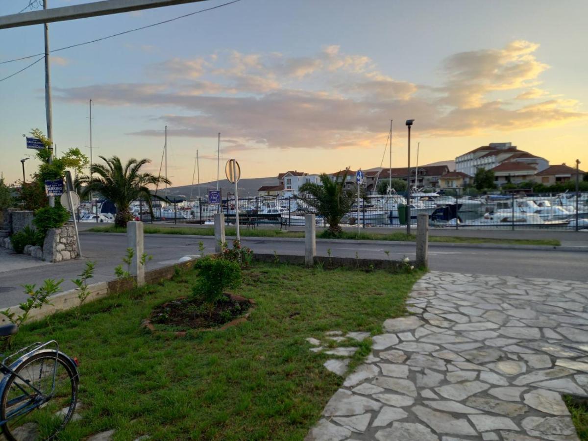 Apartamento Old Marine House Tivat Exterior foto
